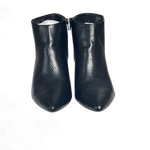 Time and Tru Black Textured Ankle Booties